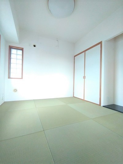 居室・リビング　和室　約５．０帖