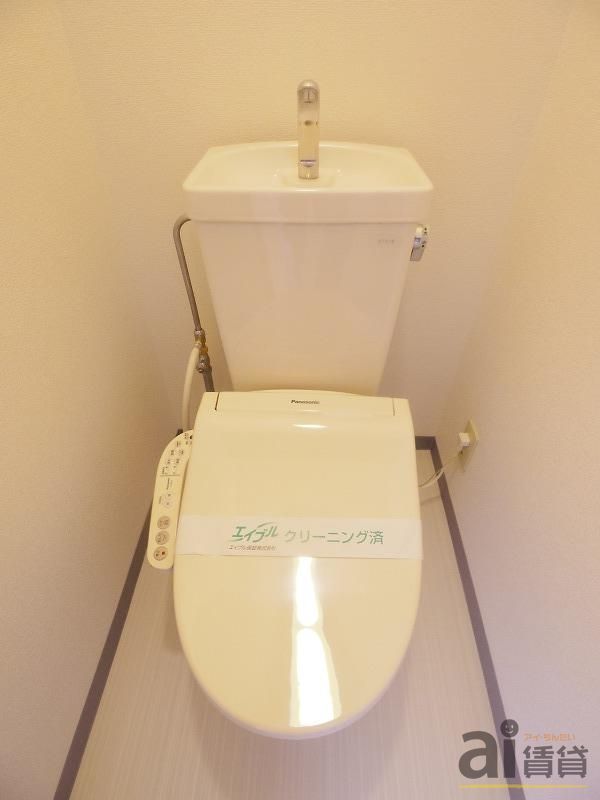 トイレ　※同仕様写真