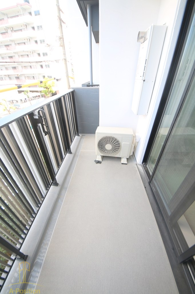 バルコニー　THE MUSIC COURT