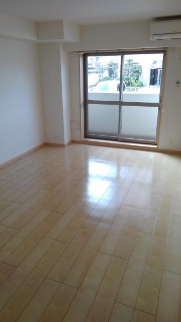 MizobataOda_内装_0