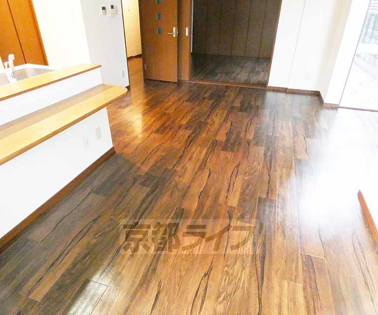 居室・リビング　広々としたリビングです。