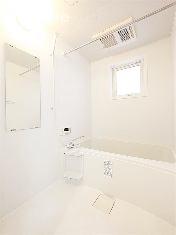 バス・シャワールーム　バスルーム