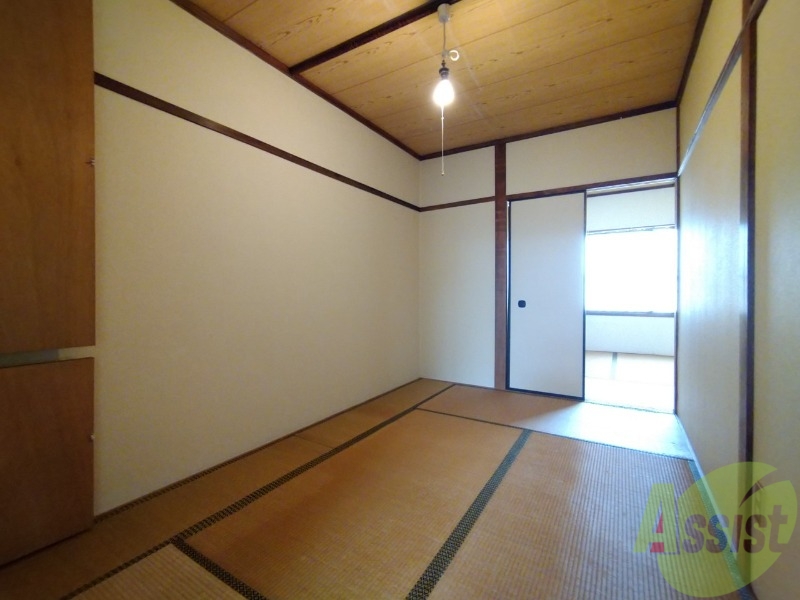 その他部屋・スペース　別の角度から和室を撮影しました。落ち着きのある空間です。