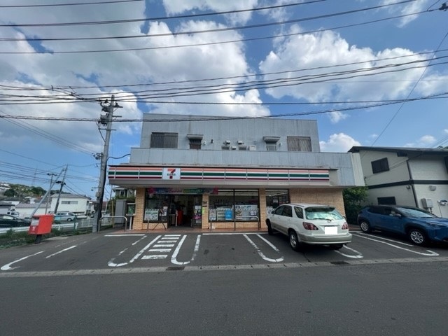 コンビニ　セブンイレブン仙台青山店（コンビニ）まで300m