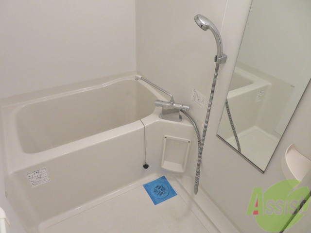 バス・シャワールーム　疲れた時は湯ぶねにつかってくださいね～。