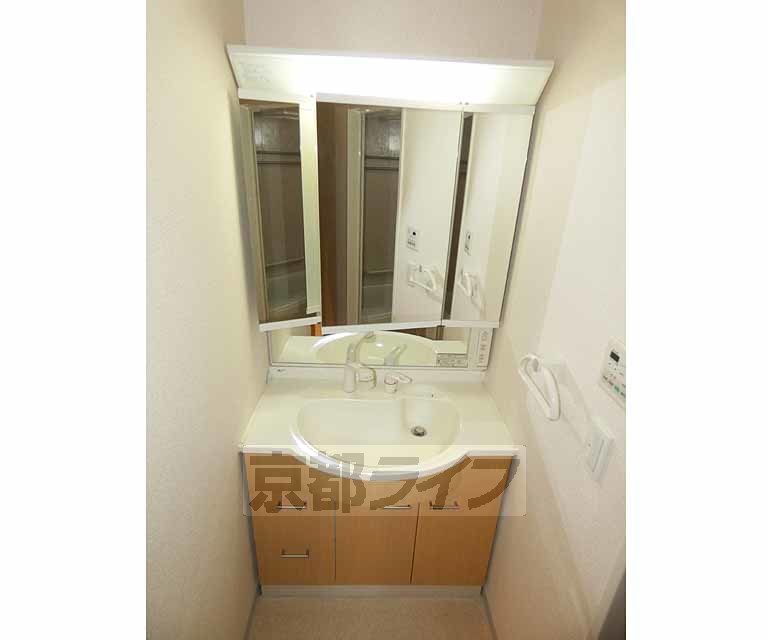 バス・シャワールーム　追炊き機能つき