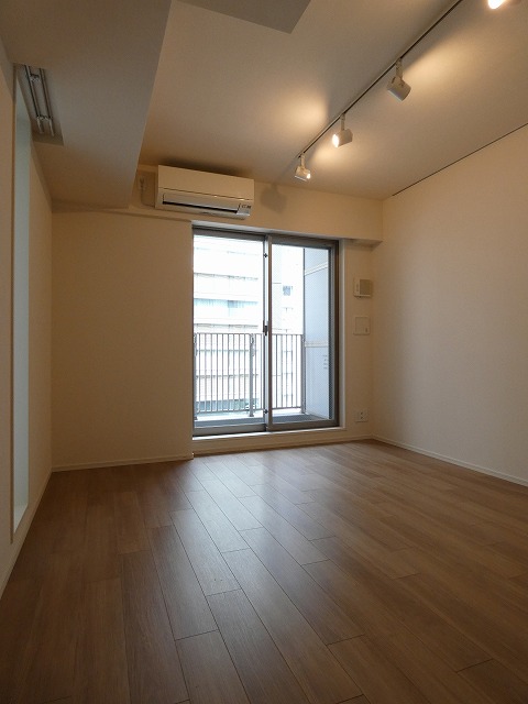 居室・リビング　内観