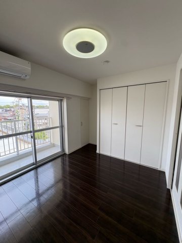 居室・リビング　使いやすい居間です