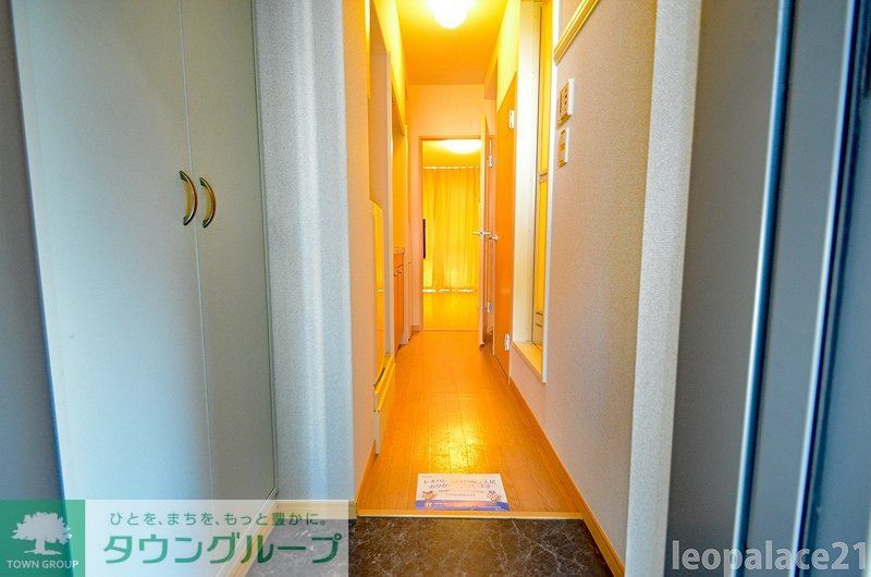 玄関　同タイプモデル写真です