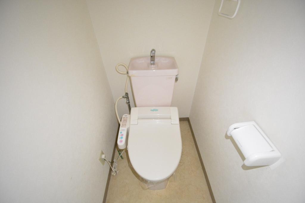 トイレ　シャワー付トイレ