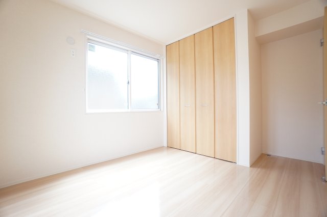 その他部屋・スペース　(※写真は角部屋です。)