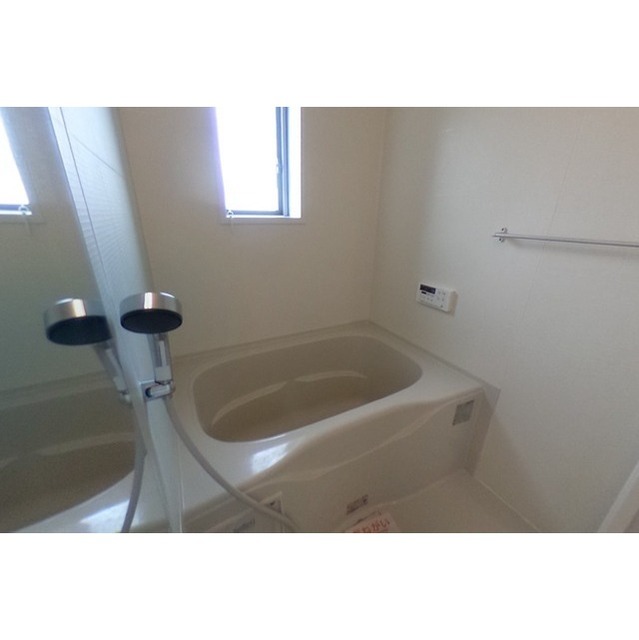 バス・シャワールーム　追い焚き可能