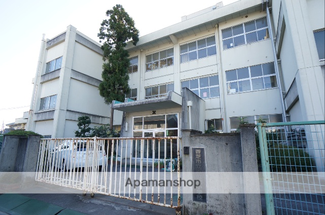 小学校　香芝市立五位堂小学校（小学校）まで776m