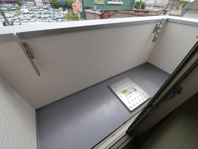 バルコニー　※同シリーズ参照