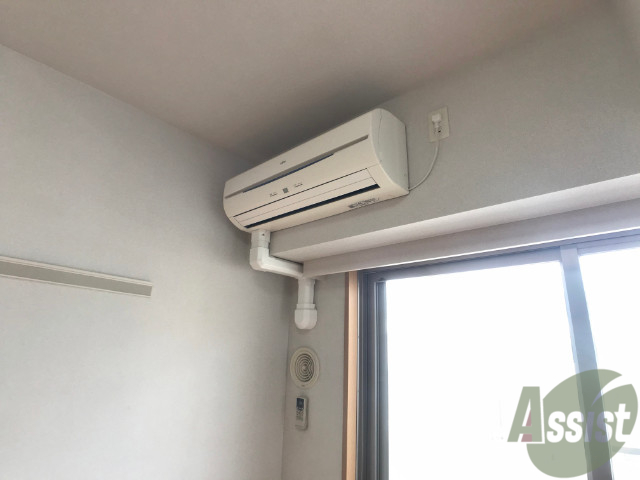 その他設備　エアコンがあらかじめついてます。夏も冬も快適ですよ。