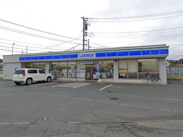 コンビニ　ローソン（コンビニ）まで750m