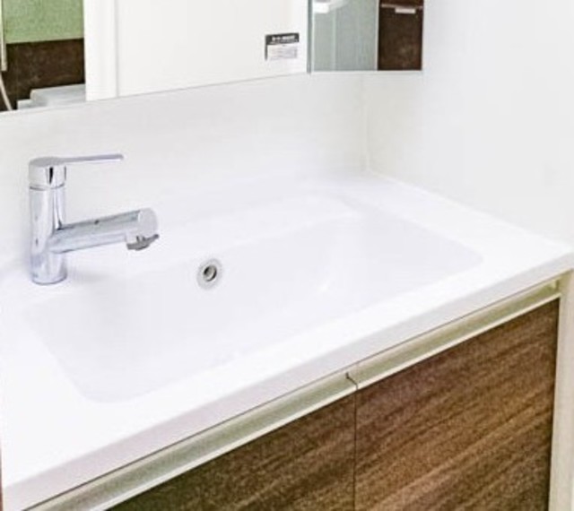 洗面設備　同仕様