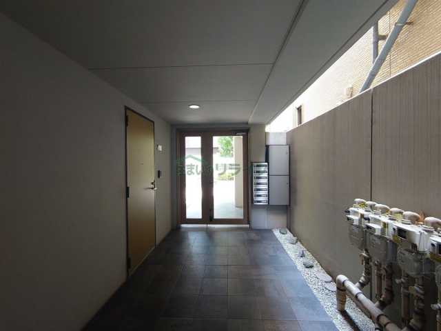 ロビー　ブリーズ早稲田