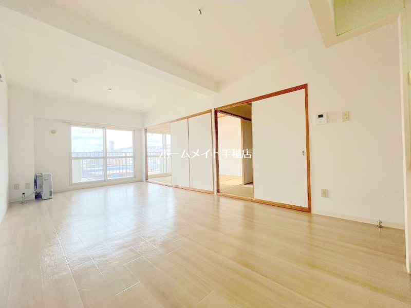 居室・リビング　明るいリビング♪