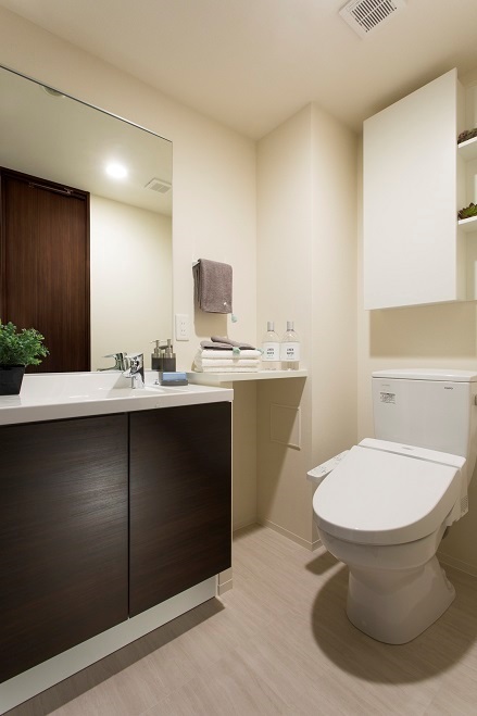 トイレ　トイレ