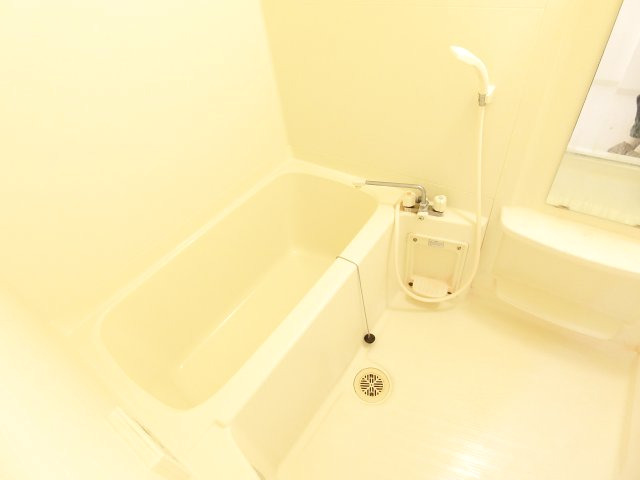 バス・シャワールーム　詳細は、RISUMO江坂本店→06-6155-7137まで♪