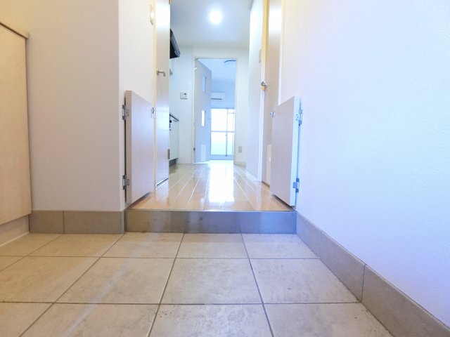 玄関　詳細は、RISUMO江坂本店→06-6155-7137まで♪