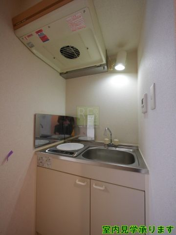 キッチン　退去前、内見不可のお部屋です