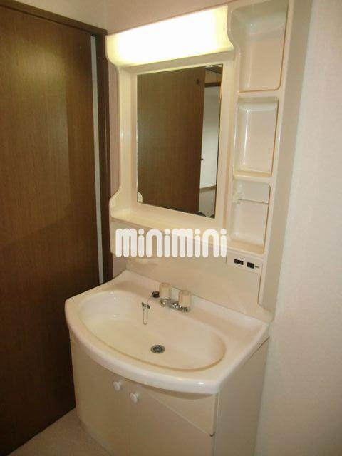 洗面設備　洗面台も完備