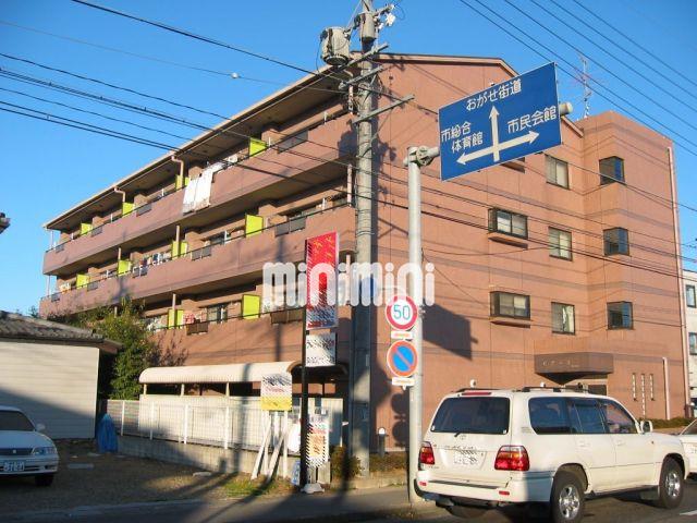 建物外観　４階建てのマンションです