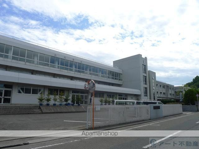 高校・高専　愛光学園（高校・高専）まで3265m