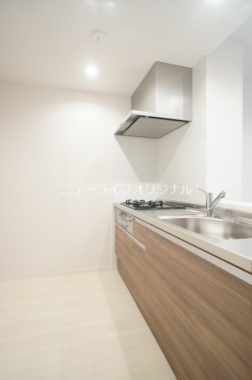 キッチン　※同一仕様の別部屋写真の為、現況優先となります。