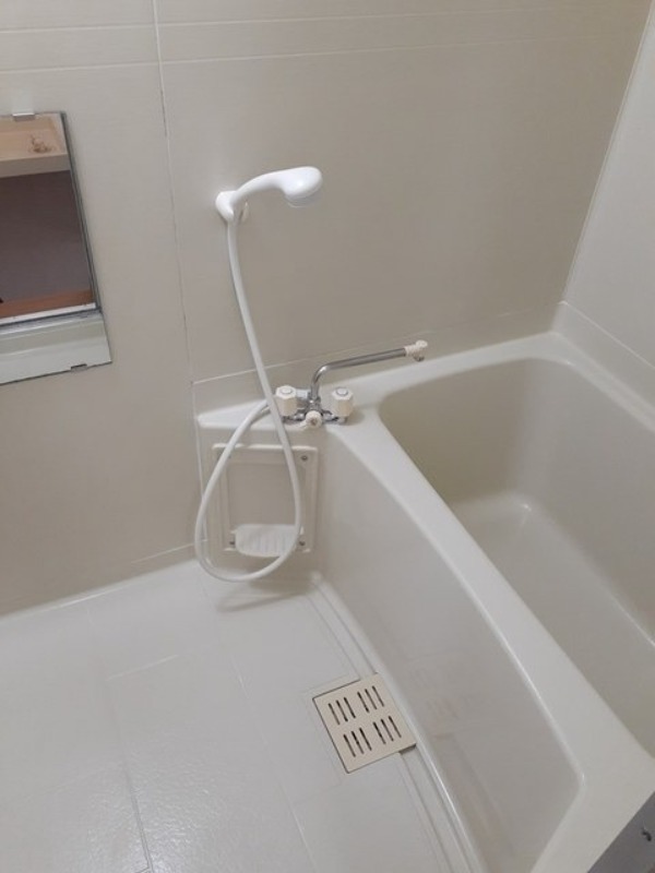 バス・シャワールーム　図面と現状に相違がある場合には現状を優先