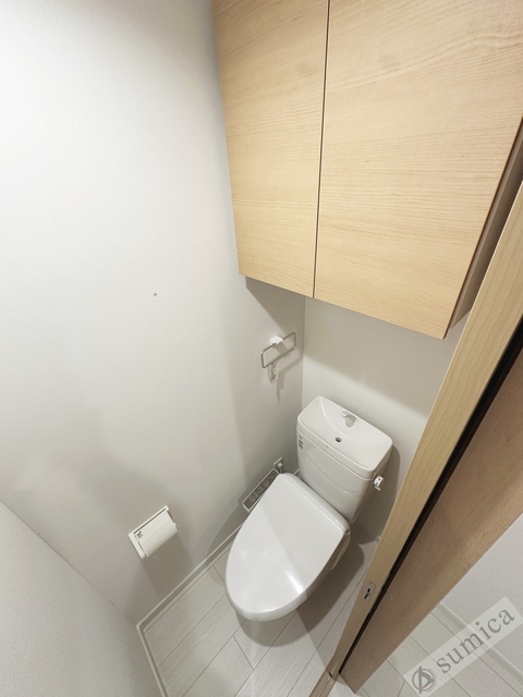 トイレ　温水洗浄便座付き♪♪