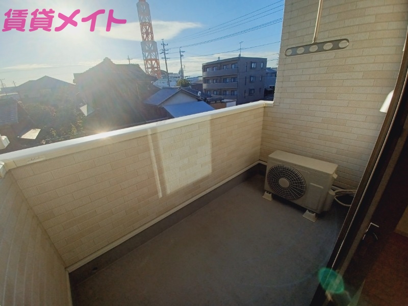 バルコニー　同タイプ部屋写真です。