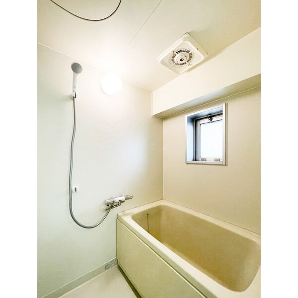 バス・シャワールーム　浴室