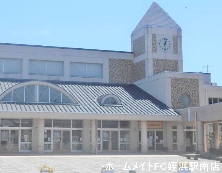 小学校　南風小学校（小学校）まで818m