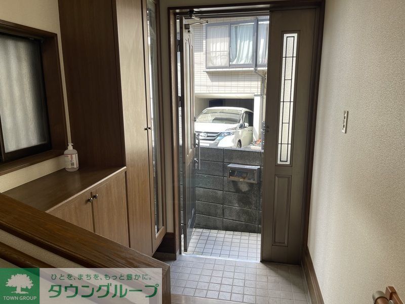 玄関　★お問い合わせはタウンハウジング聖蹟桜ヶ丘店まで★