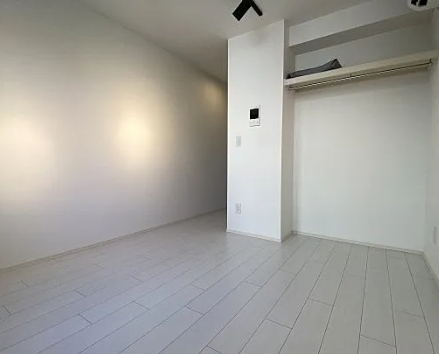 居室・リビング　☆明るい洋室☆