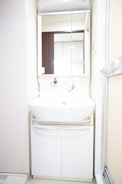 洗面設備　身支度に欠かせない独立洗面台♪