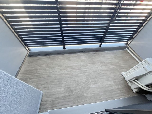 バルコニー　外からの目が気にならないバルコニーで洗濯物が干せます