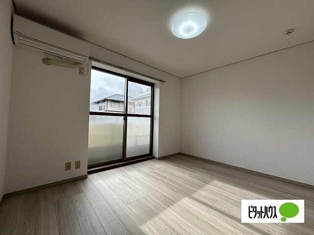 居室・リビング　居室