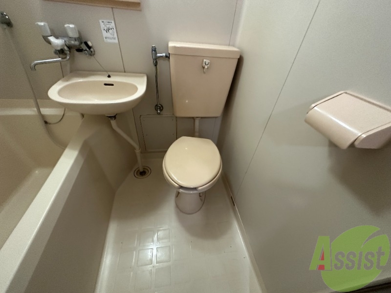 トイレ　トイレは、シンプルで使いやすそうですね。