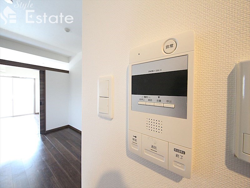 セキュリティ　モニター付きインターホン