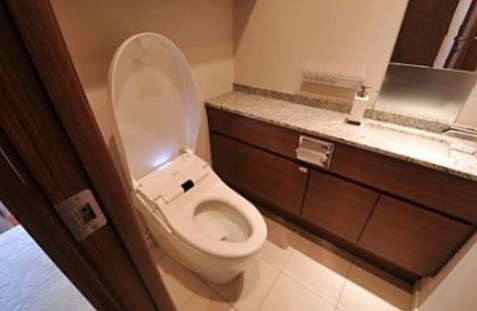 トイレ　※別部屋参照