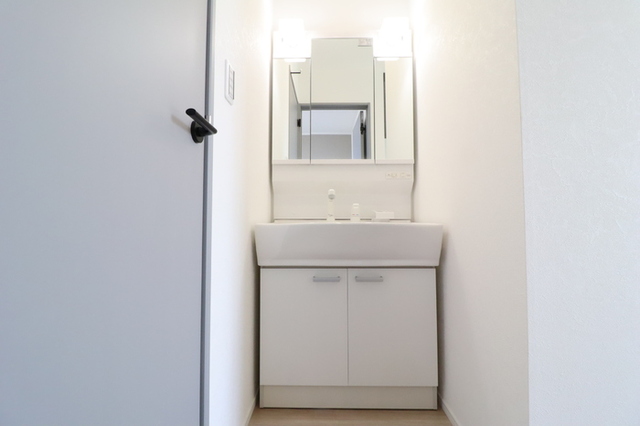 洗面設備　洗髪洗面化粧台