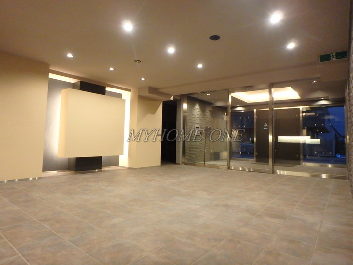 エントランス　エントランス