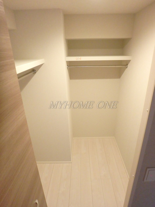 収納　洋室収納