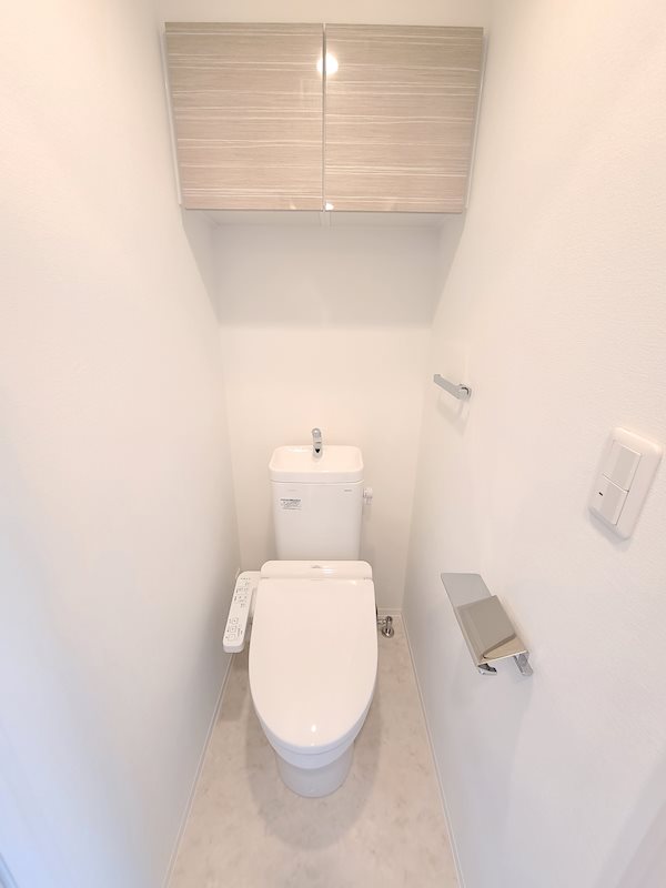 トイレ　温水洗浄便座