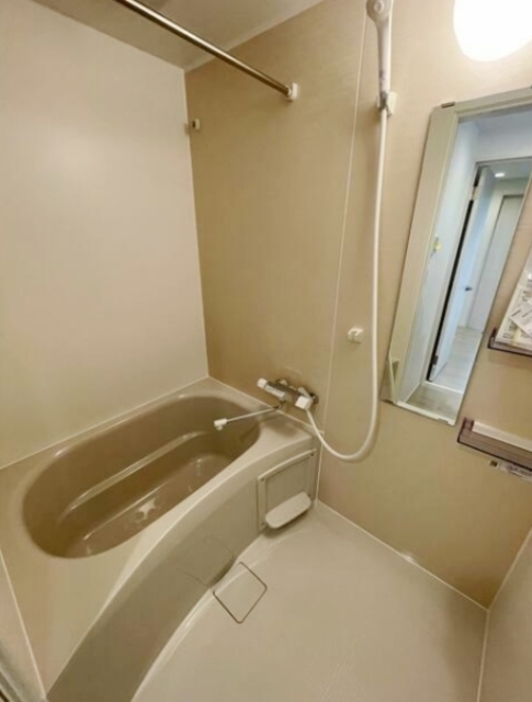 バス・シャワールーム　同仕様参考写真