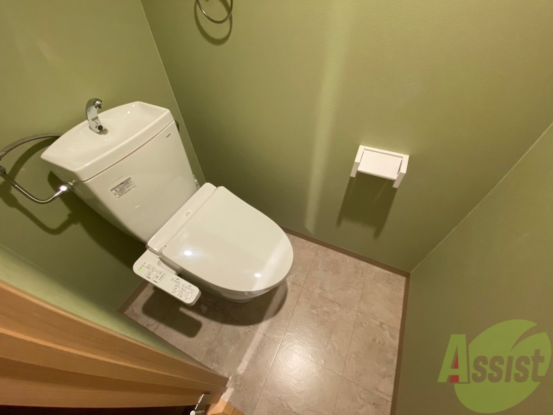 トイレ　トイレです。ウォシュレット付を探している方、おすすめです。